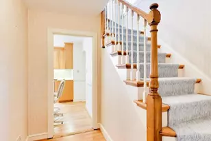 215 S Hi Lusi Ave, Mount Prospect, IL 60056 - Photo 5