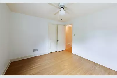 215 S Hi Lusi Avenue, Mount Prospect, IL 60056 - Photo 27