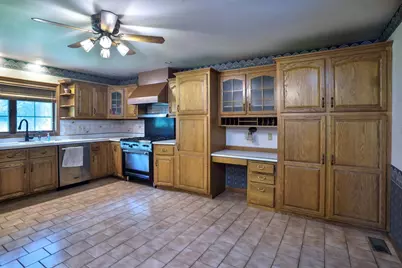 1204 W Reynolds Street, Pontiac, IL 61764 - Photo 13