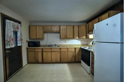 1204 W Reynolds Street, Pontiac, IL 61764 - Photo 37