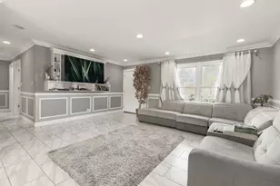 8181 Northway Dr, Hanover Park, IL 60133 - Photo 5