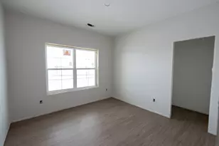 1913 S Stone Creek Blvd, Urbana, IL 61802 - Photo 17