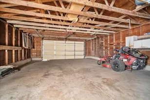 29758 N 2850 East Rd, Chenoa, IL 61726 - Photo 41