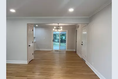 403 Burlington Avenue, Clarendon Hills, IL 60514 - Photo 11