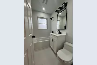 403 Burlington Avenue, Clarendon Hills, IL 60514 - Photo 15