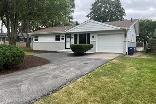 403 Burlington Ave, Clarendon Hills, IL 60514 - Photo 1