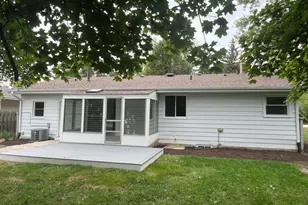 403 Burlington Ave, Clarendon Hills, IL 60514 - Photo 3