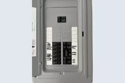 403 Burlington Avenue, Clarendon Hills, IL 60514 - Photo 21