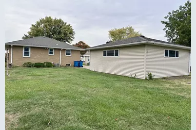 1724 9th Street, Peru, IL 61354 - Photo 11