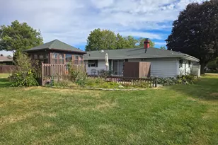 7544 La Maine Dr, Rockford, IL 61103 - Photo 3