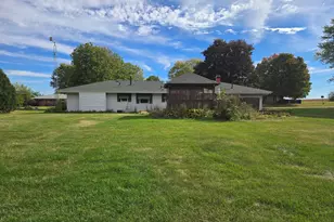 7544 La Maine Dr, Rockford, IL 61103 - Photo 5