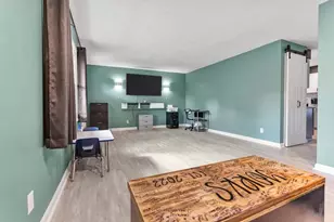 208 E 8th St, Gridley, IL 61744 - Photo 5