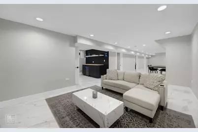 7733 S Luella Avenue, Chicago, IL 60649 - Photo 13