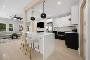 7733 S Luella Ave, Chicago, IL 60649 - Photo 5