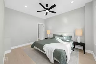 7733 S Luella Ave, Chicago, IL 60649 - Photo 9