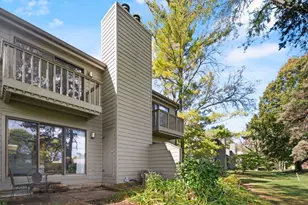 429 Vly Vw Rd, Lake Barrington, IL 60010 - Photo 25