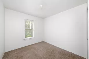 127 S Lincoln St, Westmont, IL 60559 - Photo 9