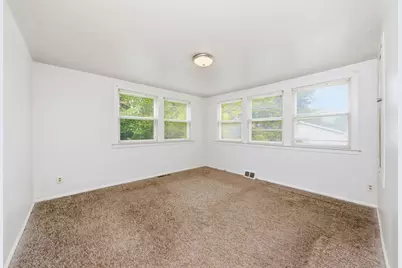 127 S Lincoln Street, Westmont, IL 60559 - Photo 7