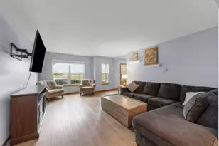 774 Waters Edge Blvd, Malta, IL 60150 - Photo 5