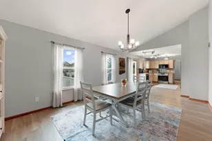 774 Waters Edge Blvd, Malta, IL 60150 - Photo 11