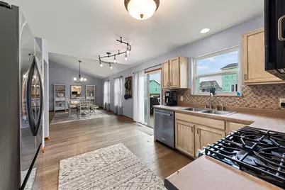 774 Waters Edge Boulevard, Malta, IL 60150 - Photo 7