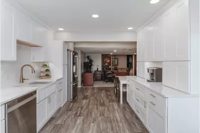 3 Pebblebrook Court, Bloomington, IL 61705 - Photo 59