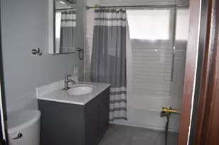 8435 S 81st Ave, Justice, IL 60458 - Photo 9