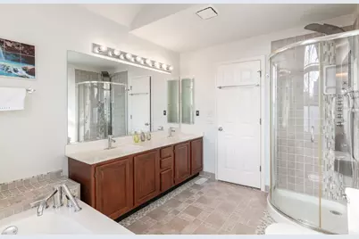 5842 N Saint Johns Court, Chicago, IL 60646 - Photo 21