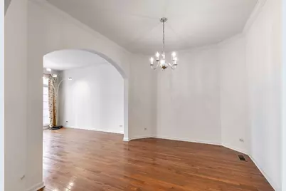 5842 N Saint Johns Court, Chicago, IL 60646 - Photo 7