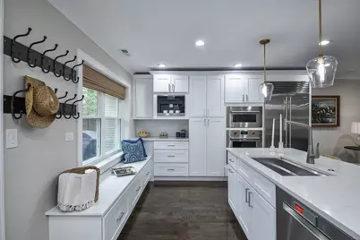 520 Anthony Street #520, Glen Ellyn, IL 60137 - Photo 9