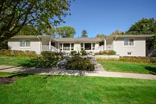 520 Anthony St, Glen Ellyn, IL 60137 - Photo 1