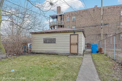 7045 S Wabash Avenue, Chicago, IL 60637 - Photo 13