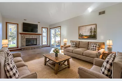 [Address not provided], Algonquin, IL 60102 - Photo 7