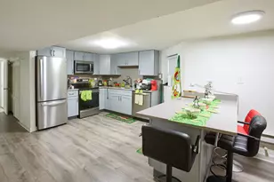 3322 W Wilson Ave, Chicago, IL 60625 - Photo 29