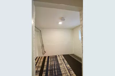 3322 W Wilson Avenue, Chicago, IL 60625 - Photo 31