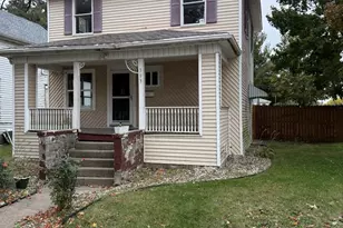 393 N 6th Ave, Kankakee, IL 60901 - Photo 3