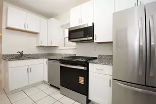 3834 N Hermitage Ave, Chicago, IL 60613 - Photo 3