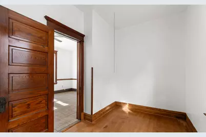 2632 S Millard Avenue, Chicago, IL 60623 - Photo 13