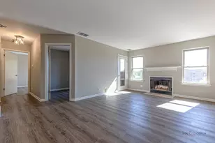 127 Glengarry Dr, Bloomingdale, IL 60108 - Photo 13