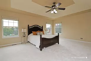 403 N White Deer Trail, Vernon Hills, IL 60061 - Photo 17