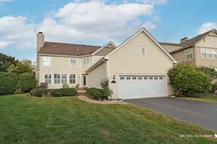 403 N White Deer Trail, Vernon Hills, IL 60061 - Photo 37