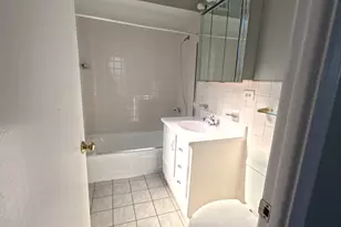 6325 N Sheridan Rd, Chicago, IL 60660 - Photo 9