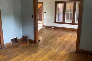 945 E Hickory St, Kankakee, IL 60901 - Photo 5