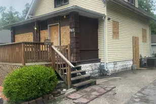 945 E Hickory St, Kankakee, IL 60901 - Photo 3