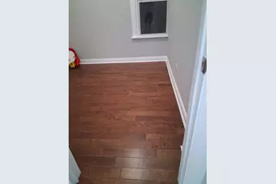 8716 S Marquette Avenue, Chicago, IL 60617 - Photo 7