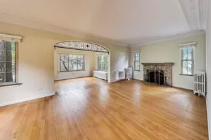 835 Yale Ln, Highland Park, IL 60035 - Photo 5