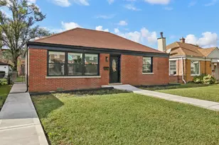 404 Frederick Ave, Bellwood, IL 60104 - Photo 3