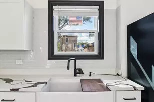 404 Frederick Ave, Bellwood, IL 60104 - Photo 7