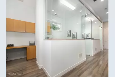 2015 W Armitage Avenue, Chicago, IL 60647 - Photo 9