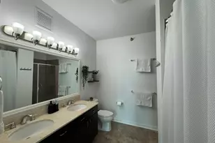 757 N Orleans St, Chicago, IL 60601 - Photo 9